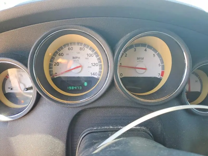 2010 DODGE CHARGER SXT  