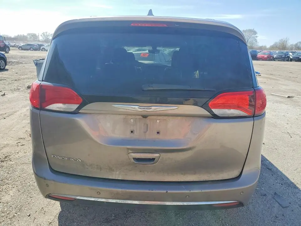 2017 CHRYSLER PACIFICA TOURING L PLUS  