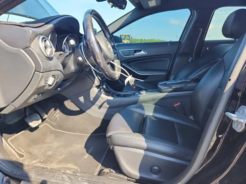 2017 MERCEDES-BENZ GLA 250  