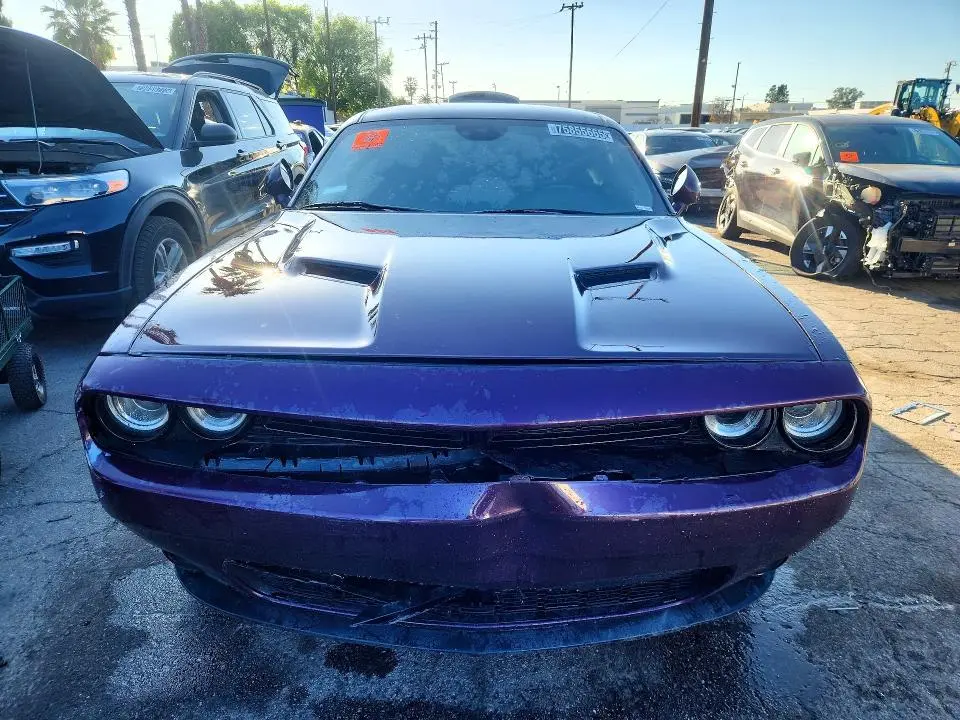 2020 DODGE CHALLENGER SXT  
