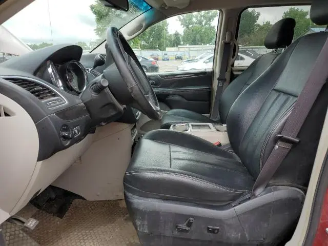 2016 CHRYSLER TOWN & COUNTRY TOURING  