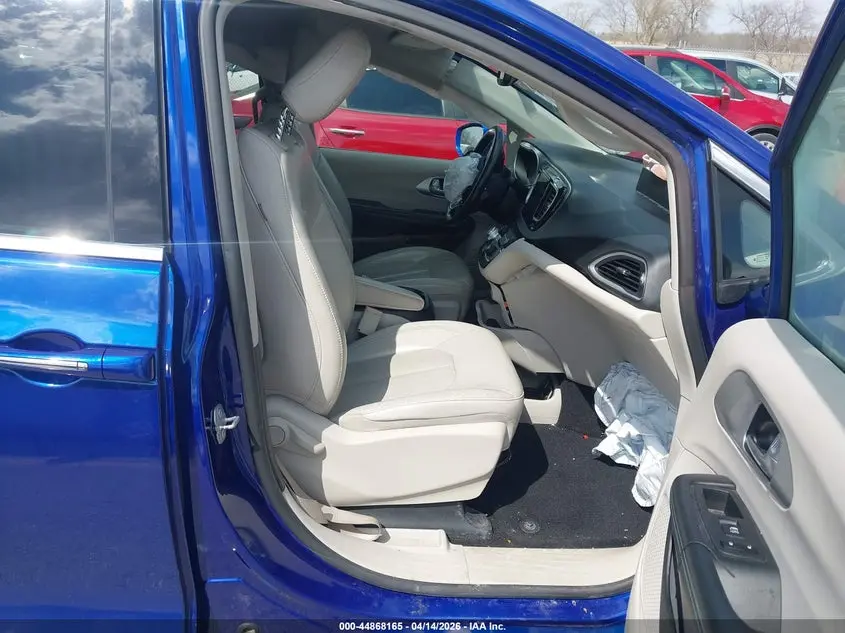 2019 CHRYSLER PACIFICA HYBRID TOURING L