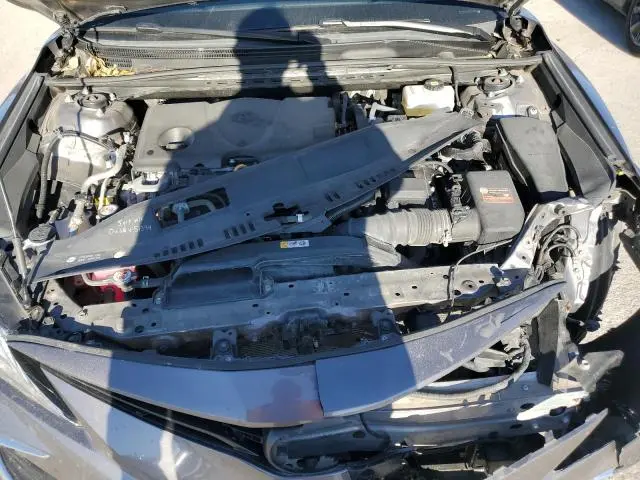 2021 TOYOTA CAMRY XLE  