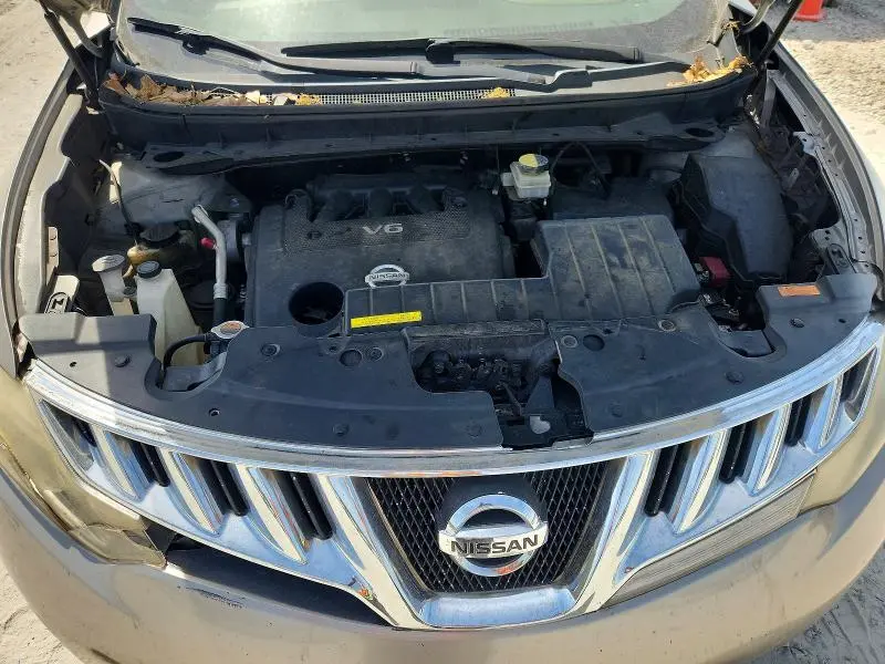 2010 NISSAN MURANO S  