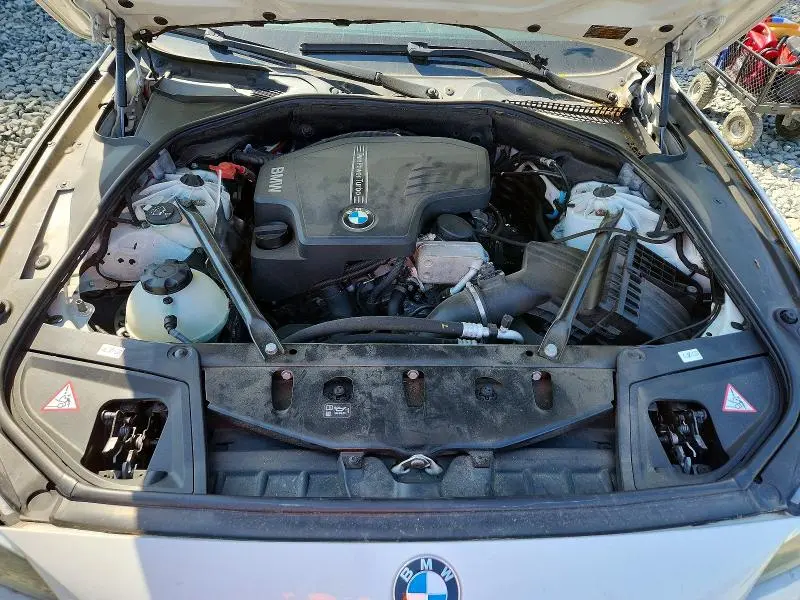 2016 BMW 528 XI  