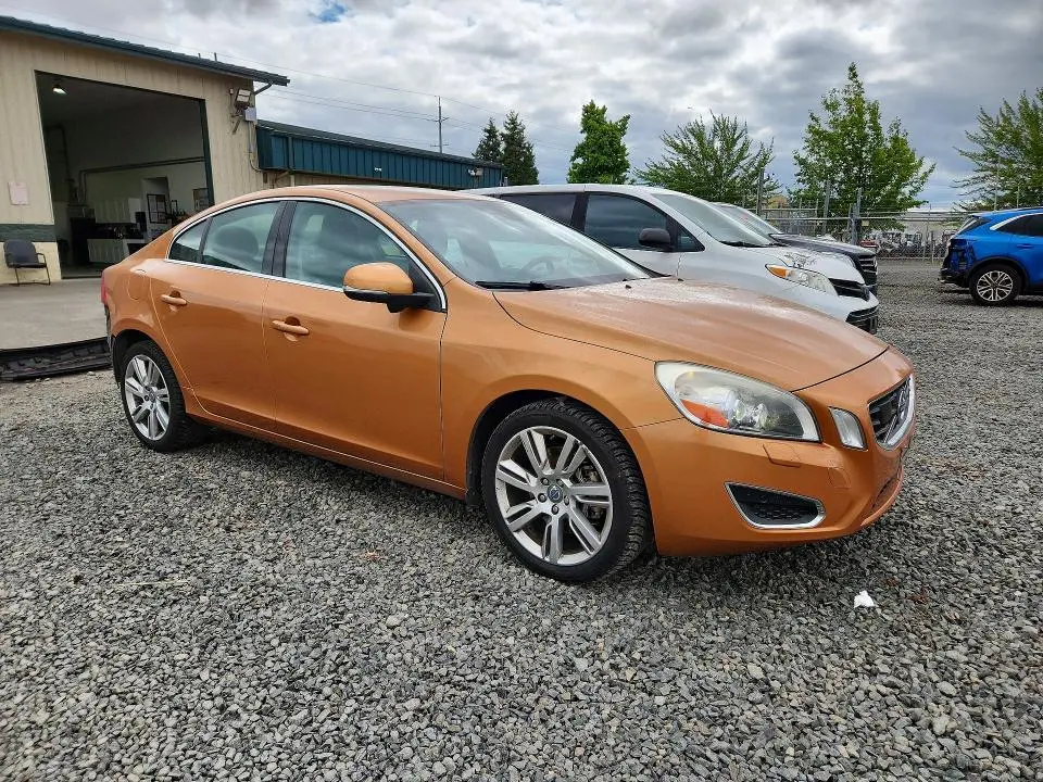 2013 VOLVO S60 T6  