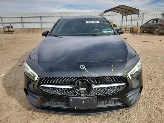 2019 MERCEDES-BENZ A 220  
