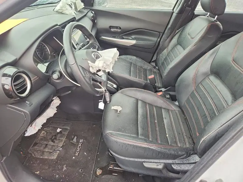 2019 NISSAN KICKS S  