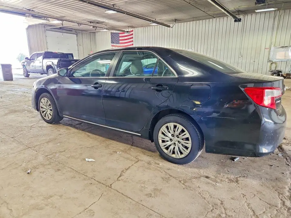 2012 TOYOTA CAMRY LE  