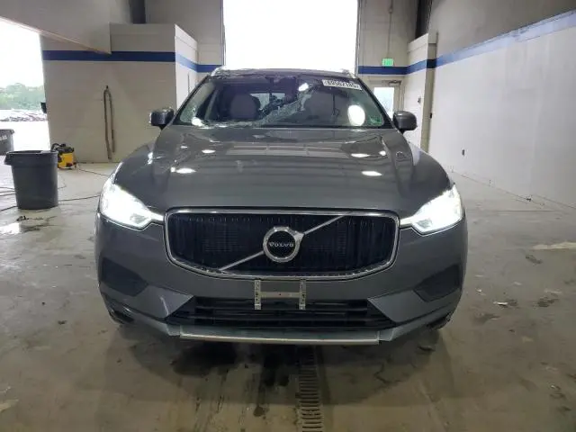 2018 VOLVO XC60 T5 MOMENTUM  