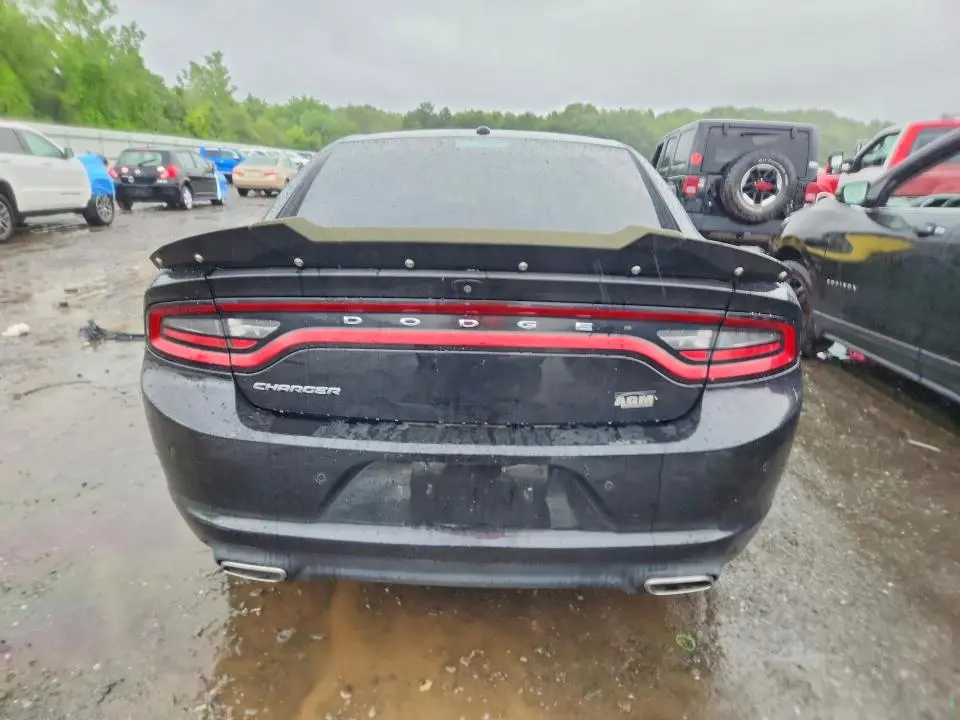 2022 DODGE CHARGER SXT  