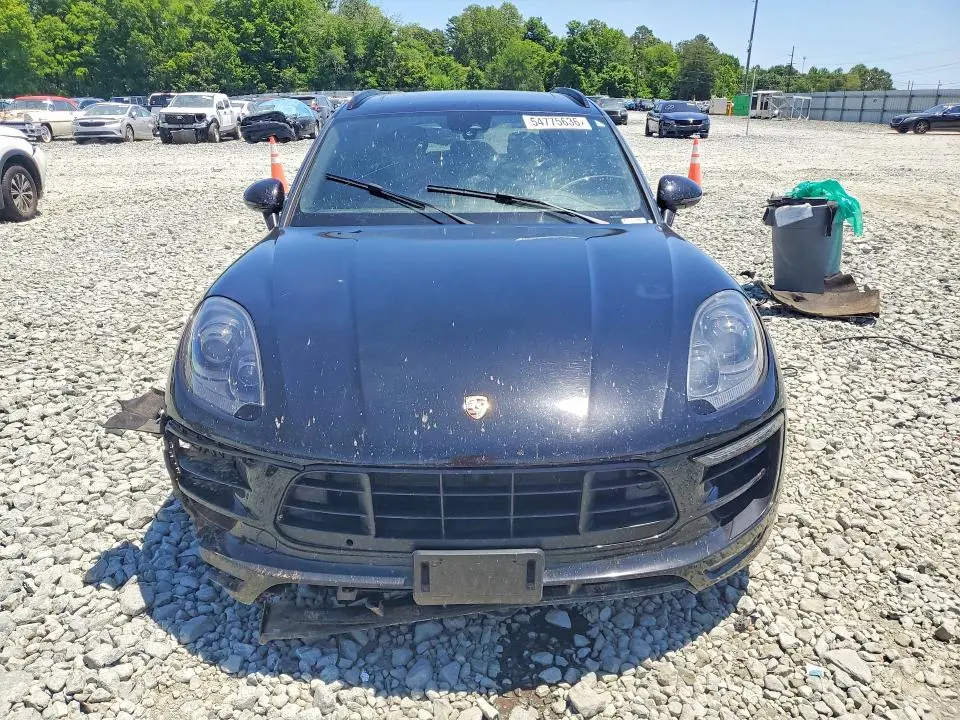 2018 PORSCHE MACAN GTS  