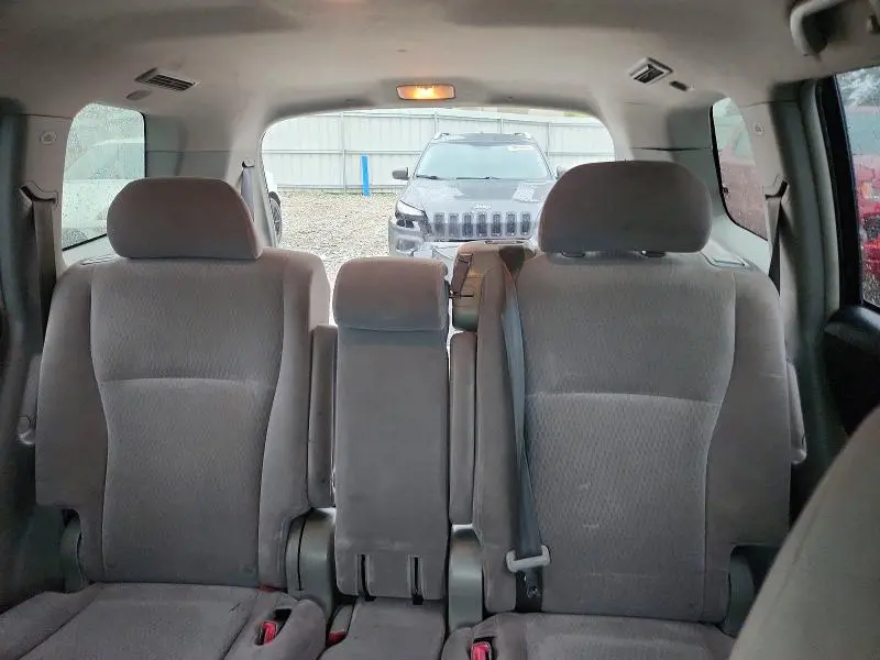 2010 TOYOTA HIGHLANDER BASE  