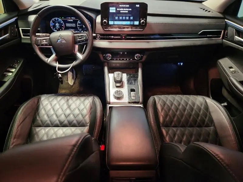 2023 MITSUBISHI OUTLANDER SEL  