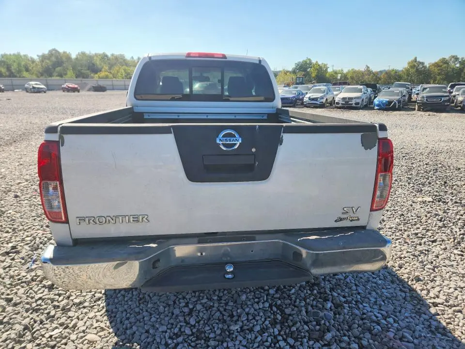 2011 NISSAN FRONTIER SV V6  