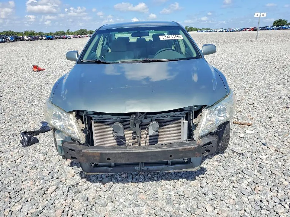 2011 TOYOTA CAMRY LE  
