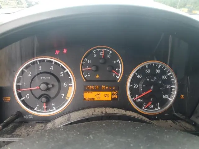 2010 NISSAN TITAN XE  