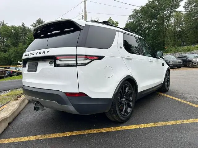 2017 LAND ROVER DISCOVERY SE  