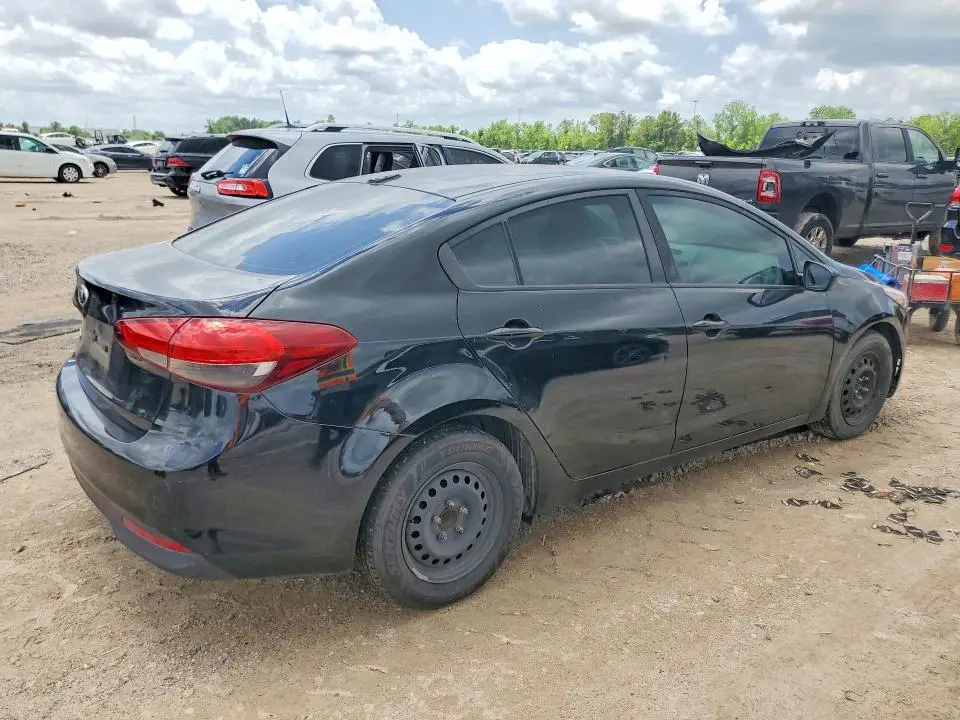 2017 KIA FORTE LX  