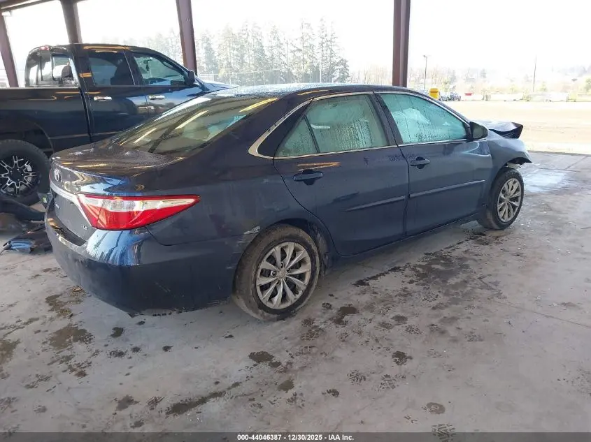 2017 TOYOTA CAMRY LE