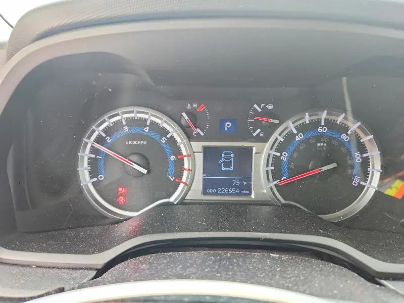 2014 TOYOTA 4RUNNER SR5  