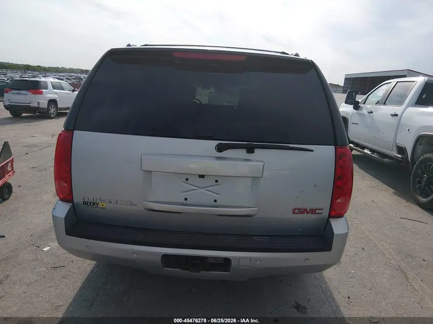 2013 GMC YUKON XL 1500 SLT