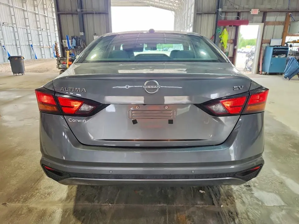 2023 NISSAN ALTIMA SV  