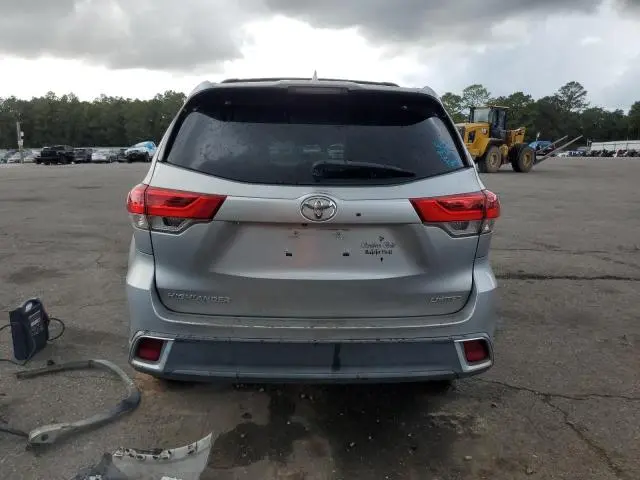 2017 TOYOTA HIGHLANDER LIMITED  