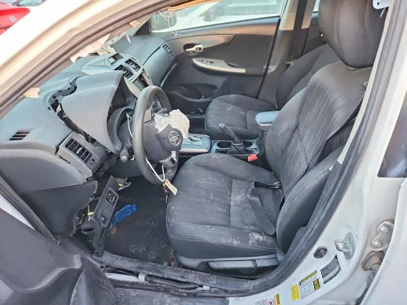 2013 TOYOTA COROLLA BASE  