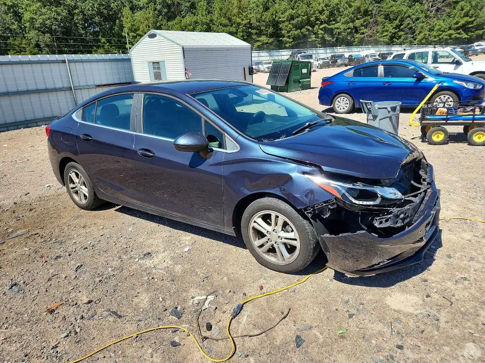 2016 CHEVROLET CRUZE LT  