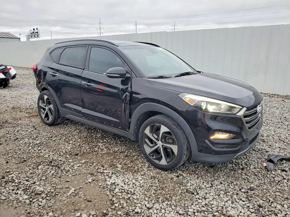 2016 HYUNDAI TUCSON LIMITED  