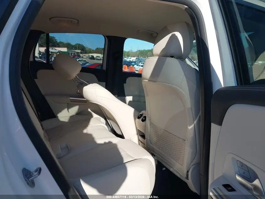 2023 MERCEDES-BENZ GLA 250  