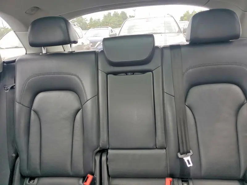 2013 AUDI Q5 PREMIUM  