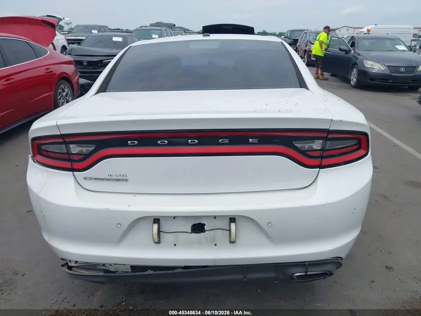 2015 DODGE CHARGER SE