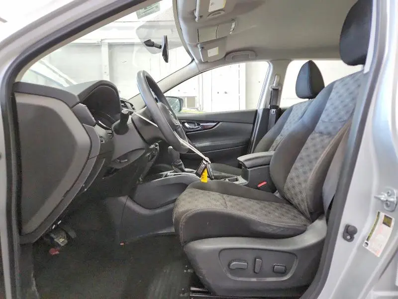 2017 NISSAN ROGUE SPORT S  