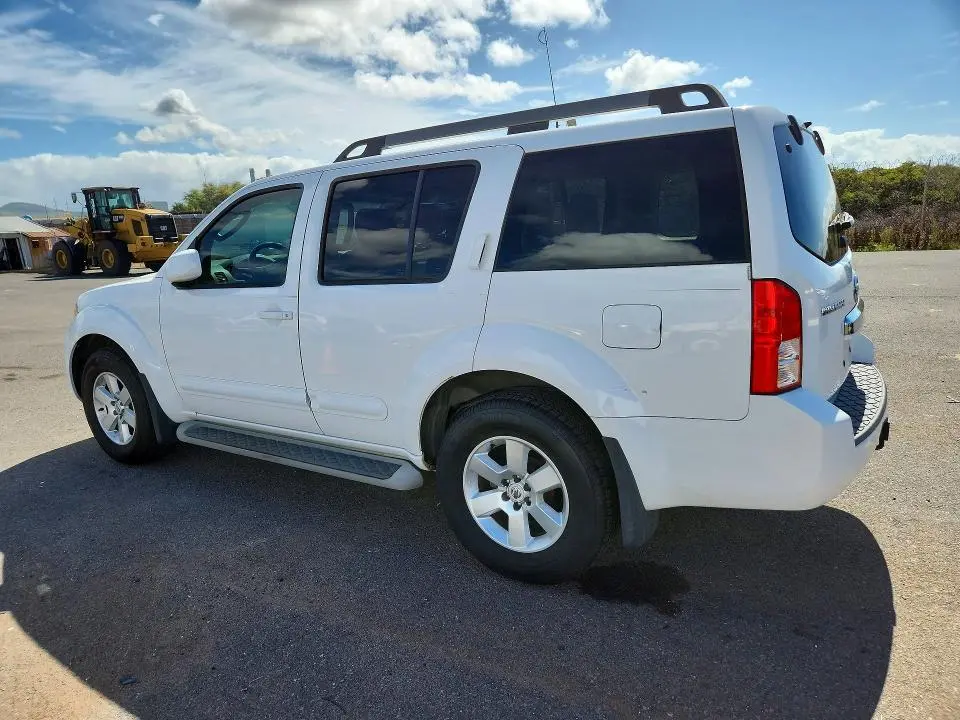 2012 NISSAN PATHFINDER S  