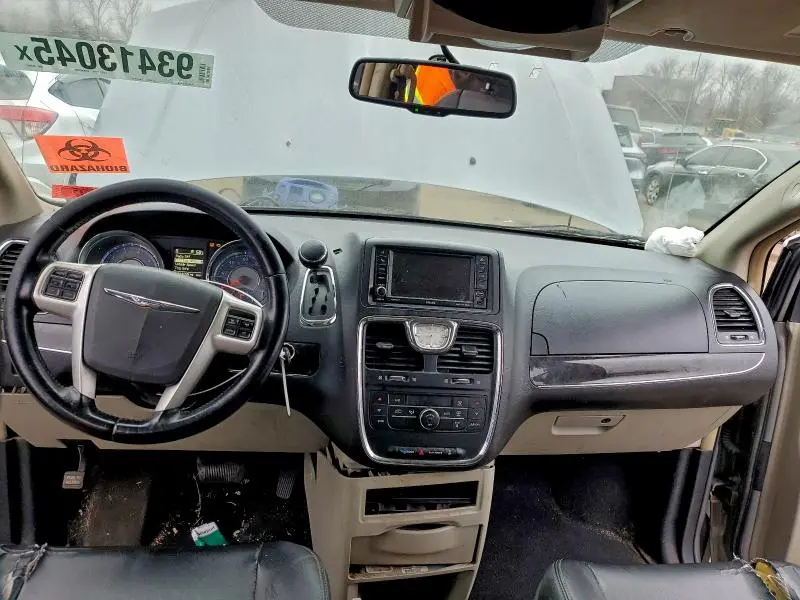 2014 CHRYSLER TOWN & COUNTRY TOURING  