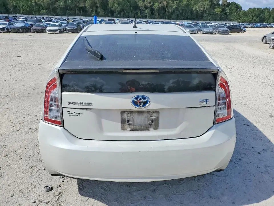 2014 TOYOTA PRIUS ONE  