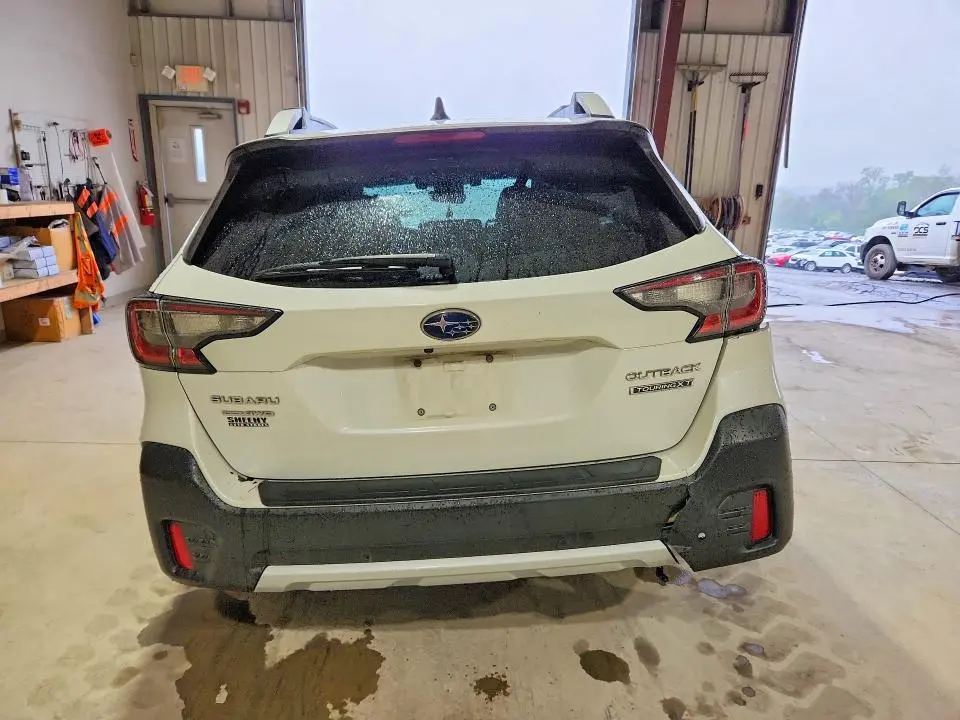 2022 SUBARU OUTBACK TOURING  