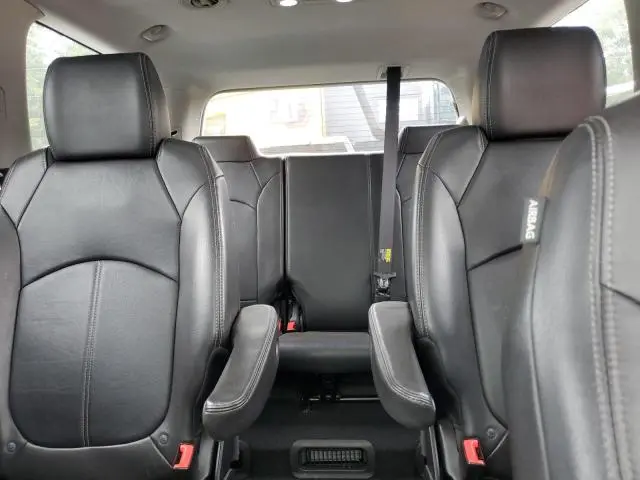 2016 GMC ACADIA SLT-1  