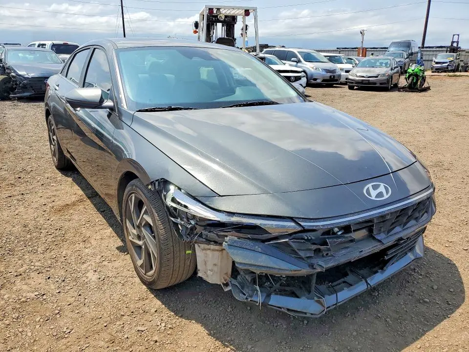 2024 HYUNDAI ELANTRA LIMITED  