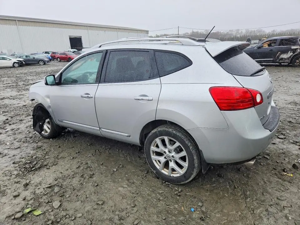 2011 NISSAN ROGUE S  