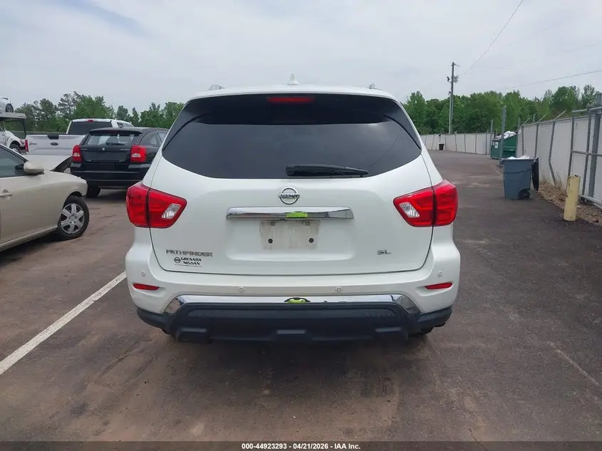 2019 NISSAN PATHFINDER SL
