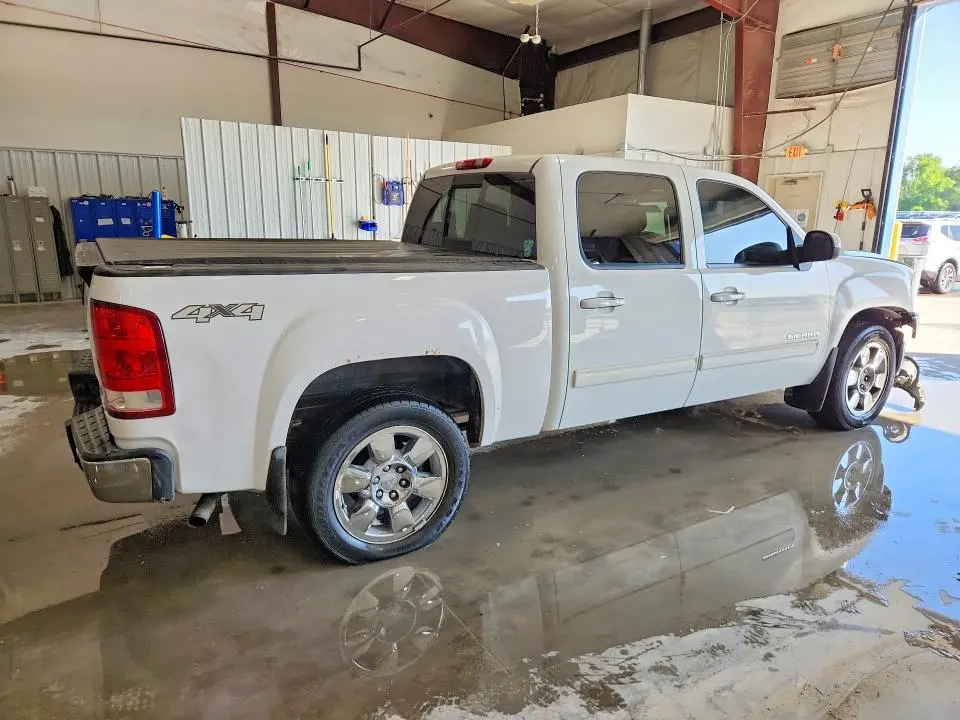 2011 GMC SIERRA K1500 SLT  