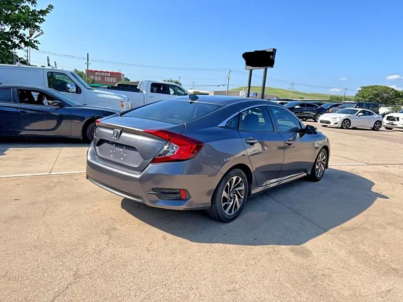 2018 HONDA CIVIC EX  