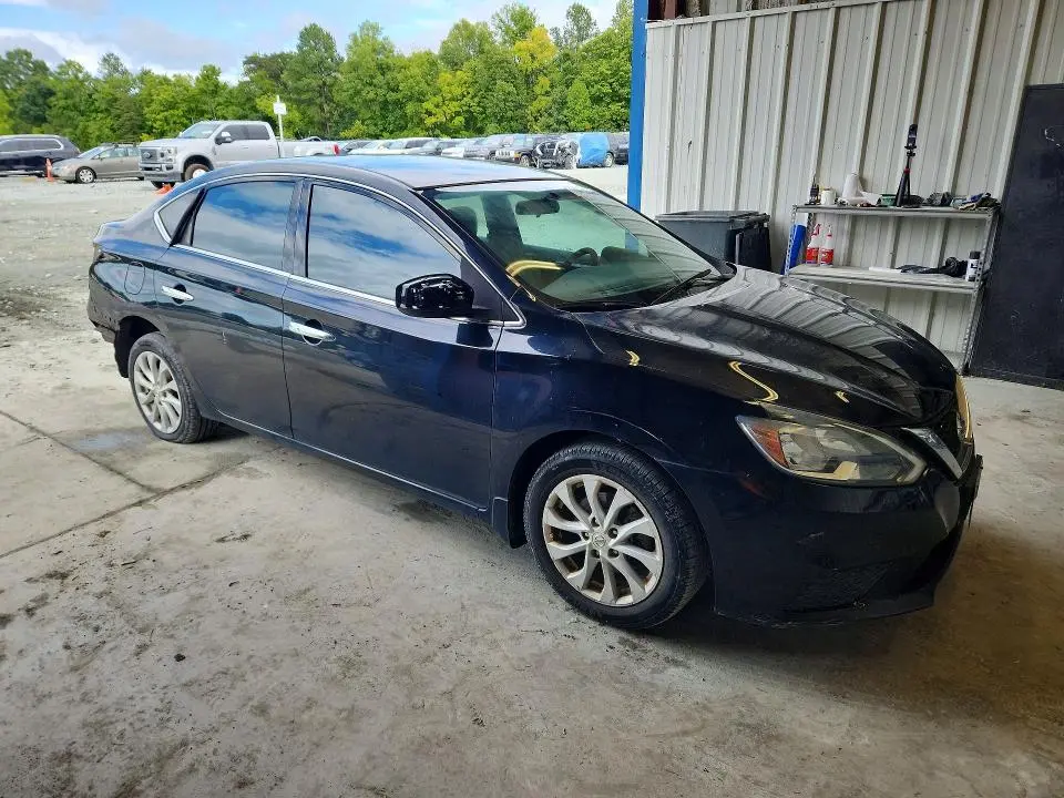2019 NISSAN SENTRA SV  