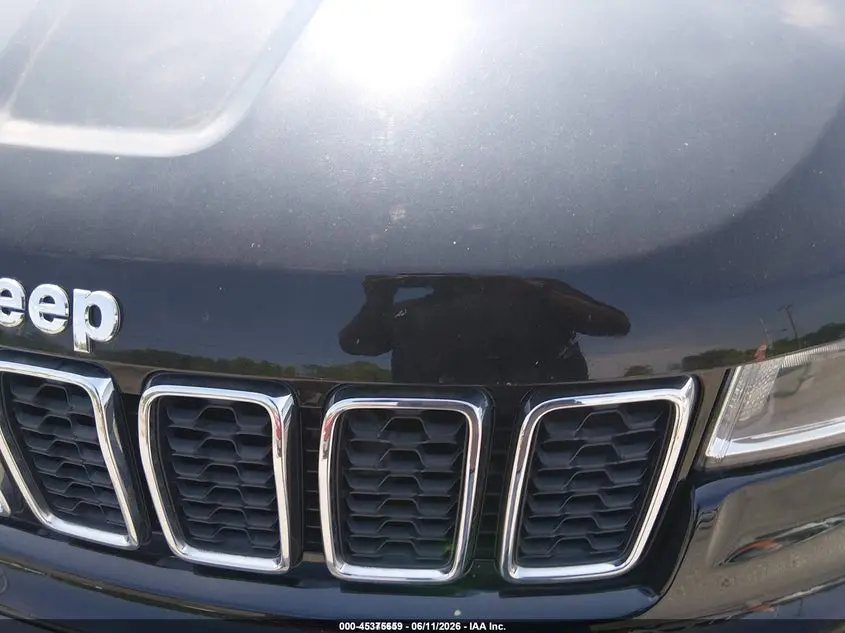 2019 JEEP GRAND CHEROKEE LAREDO E 4X4