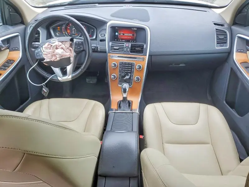 2017 VOLVO XC60 T6 INSCRIPTION  