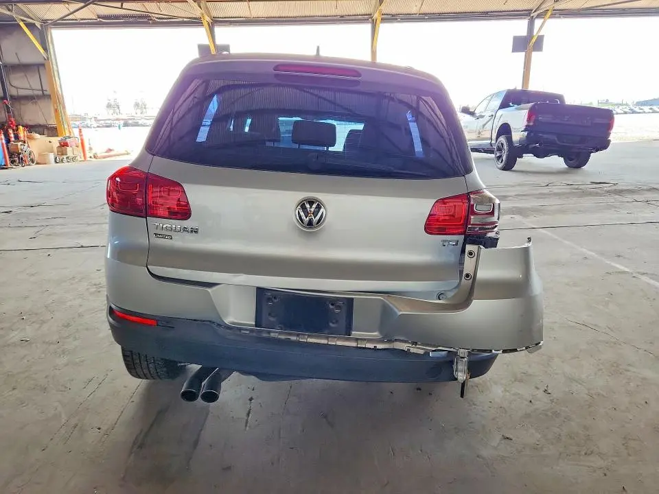 2017 VOLKSWAGEN TIGUAN S  