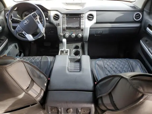 2018 TOYOTA TUNDRA CREWMAX SR5  